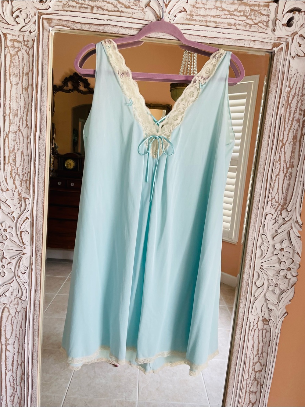 Vintage 90s Light Blue Lace-Trim Flare Sleep Chemise with V-Neck Tie M